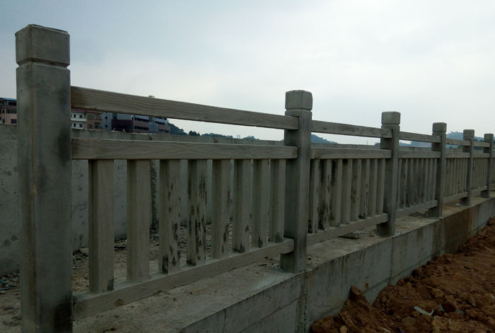 柳州仿木水泥栏杆